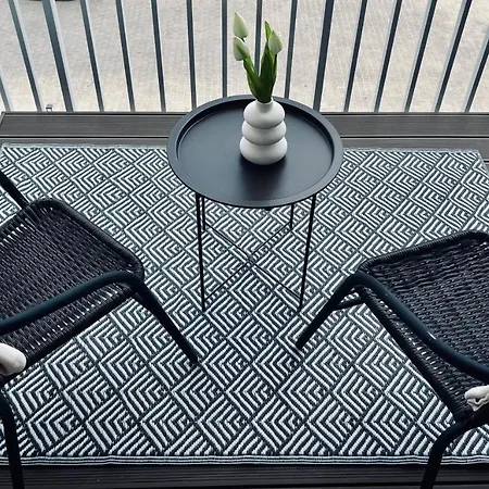 Apartment Nowoczesny Z Garazem Morelova